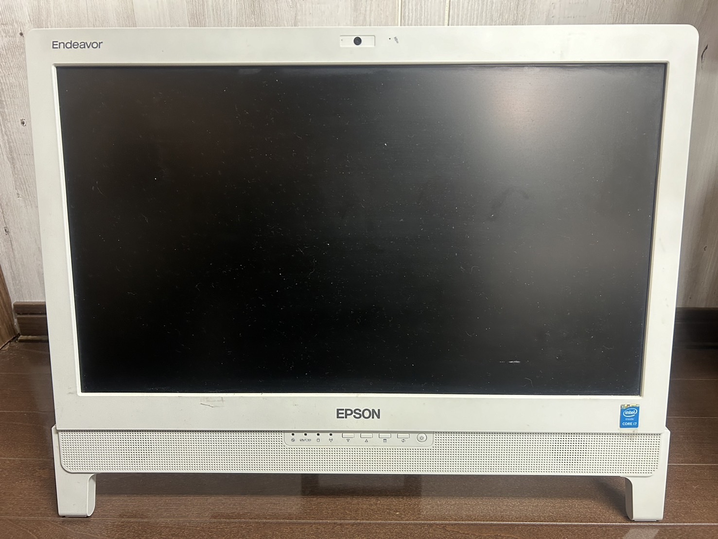 動作が遅いEPSONの一体型PCをSSD換装して高速化しました。